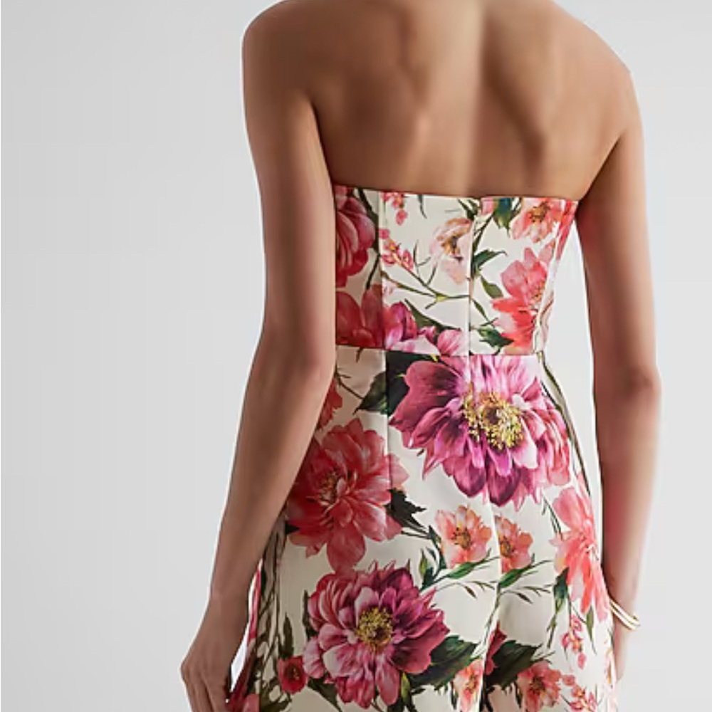 EXPRESS Satin Floral Strapless Tie Waist Romper size 4 - Picture 3 of 7